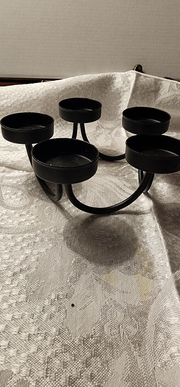 Modern Black Metal 5-Light Tealight Candle Holder Centerpiece